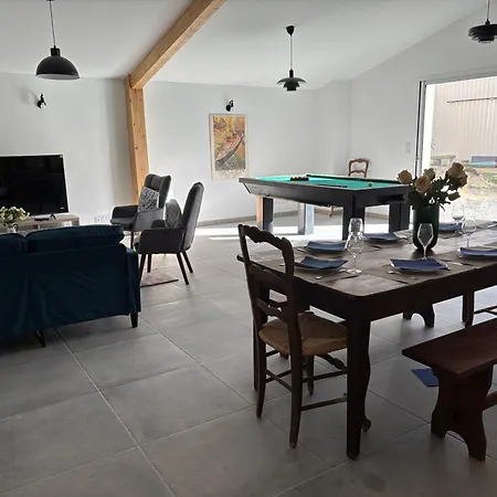 Semesterbostad Authentique Ferme Viticole Renovee Anjou *