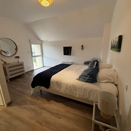 Semesterbostad Authentique Ferme Viticole Renovee Anjou